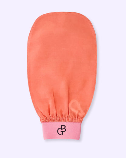 Vegan plant silk, Silk exfoliating glove: smooth, blemish-free skin, reduce strawberry skin, improve keratosis pilaris, remove sebum, achieve glowing complexion. Shop now!